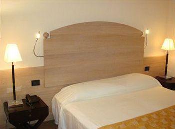 Palazzo Foti Hotel Crotone Eksteriør bilde